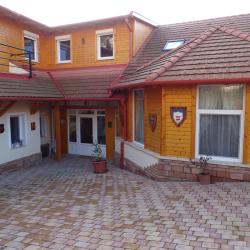 Családi 2. apartman udvara