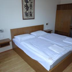Erkélyes apartman hálószoba II.