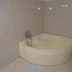 Erkélyes apartman fürdőszoba