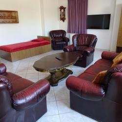 Erkélyes apartman nappali